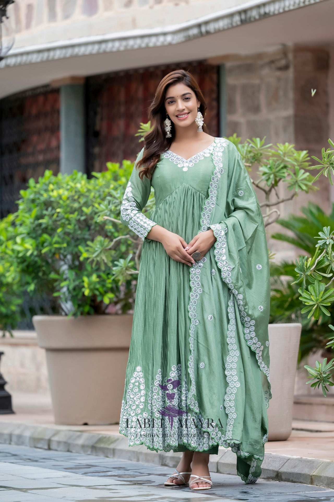 Sparkling Green embroidered set