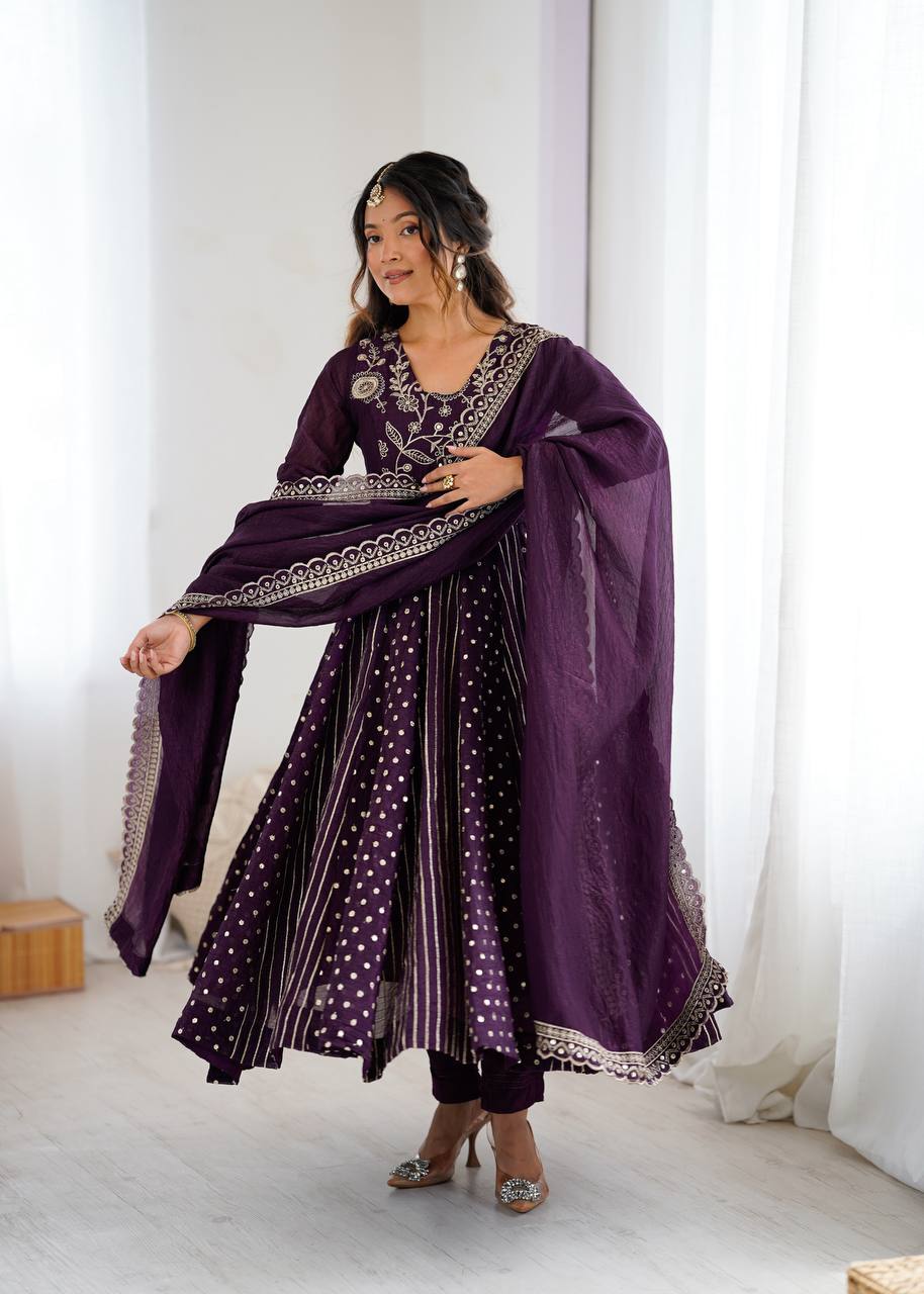 Explore the Elegance of Four Indian Dress Styles
