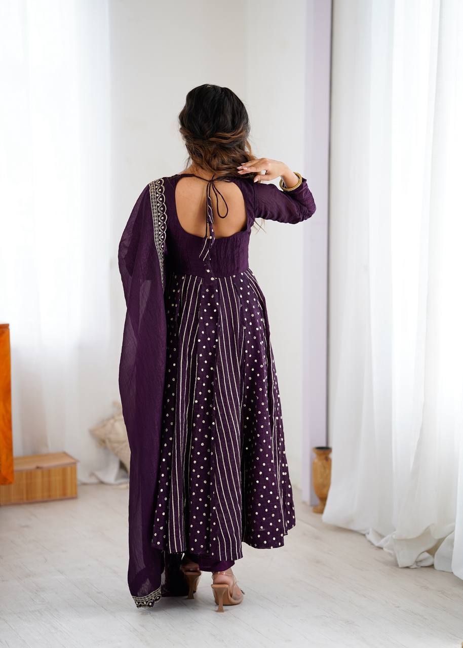 Explore the Elegance of Four Indian Dress Styles
