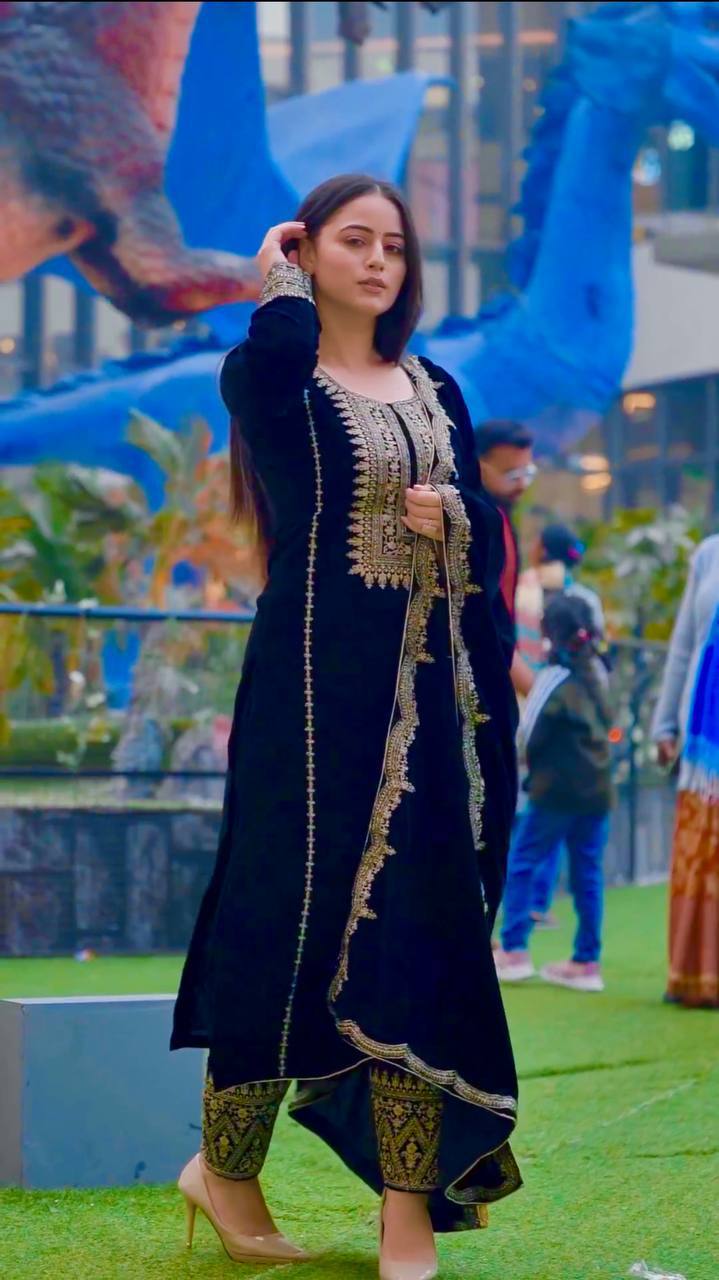 “Opulent Threads: Handcrafted Velvet Suits for Every Celebration”