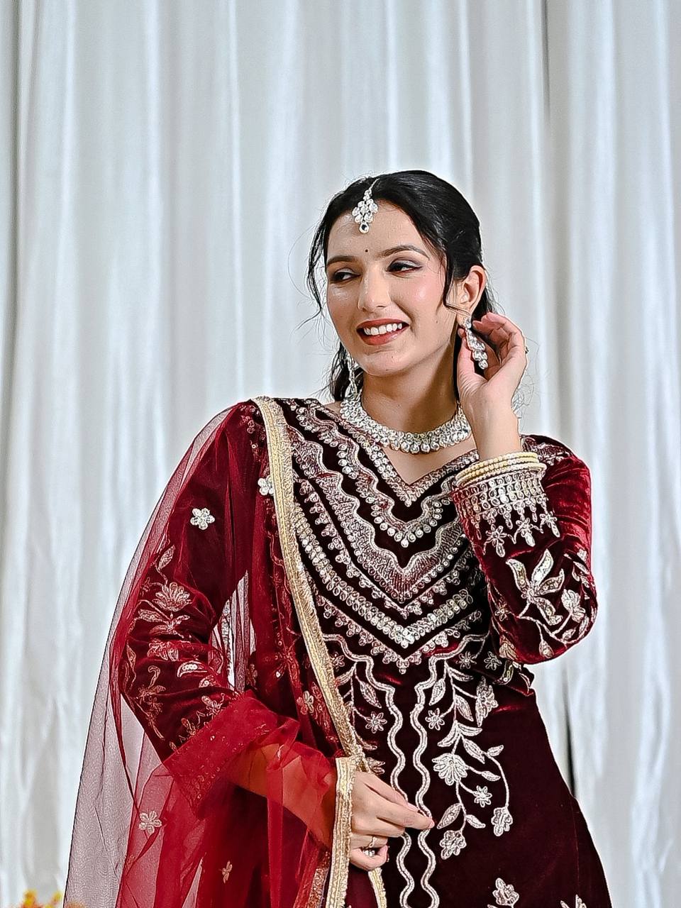 Premium Velvet Suit Set With Golden Threadwork