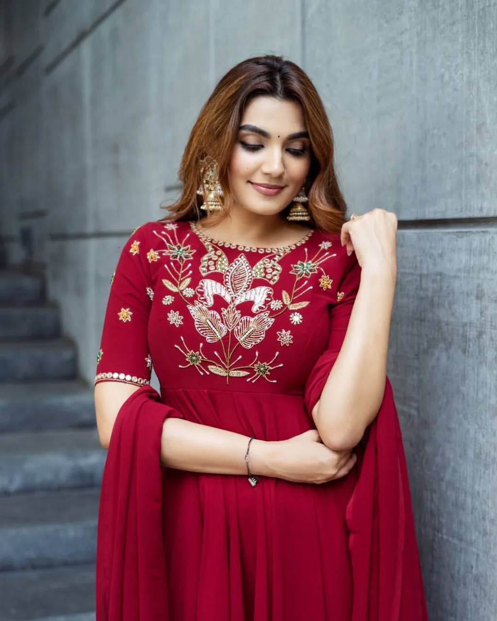 Exquisite Red Embroidered Anarkali Suit for Elegance