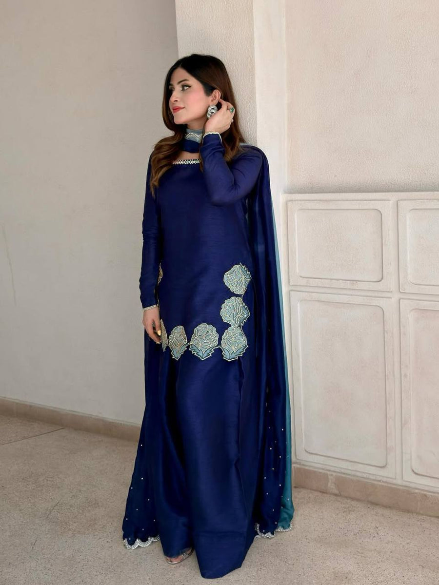 A stunning traditional look blending sophistication style beauty and c ...