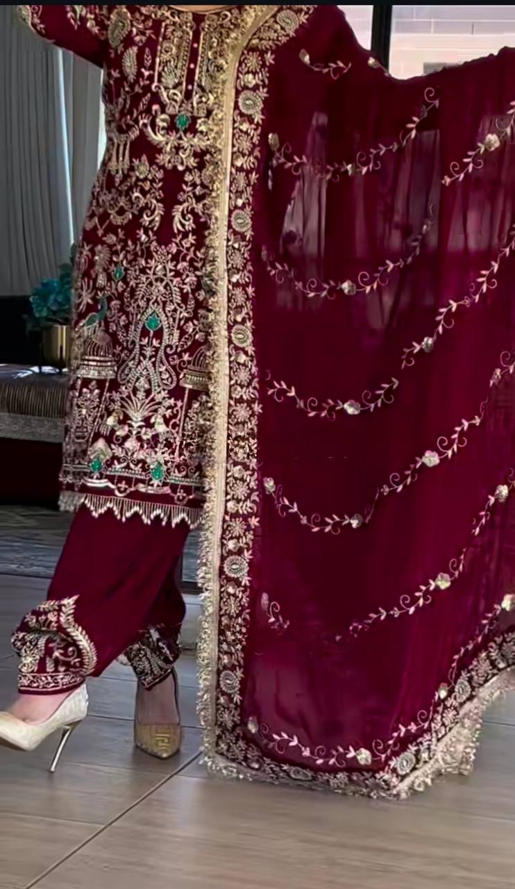 Mughal Inspired Farshi Salwar Set