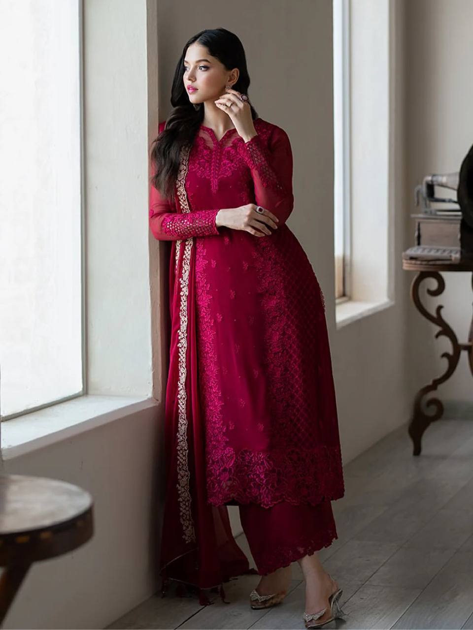 Maroon Elegance: The Allure of Timeless Sophistication in Style